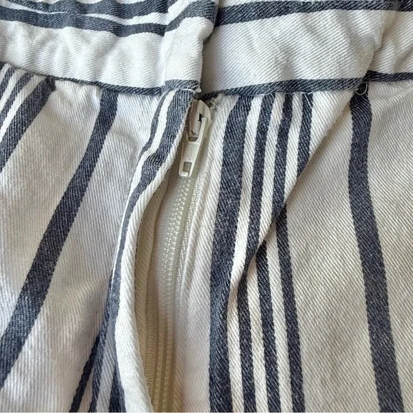 Soledad Striped Shorts - Picture 7 of 13